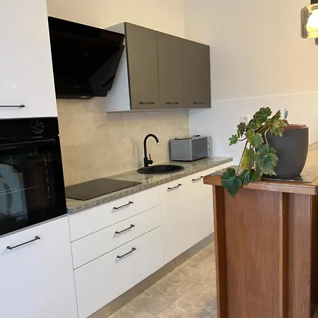 Mandarina Apartman